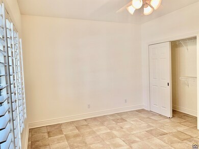 2201 SW Millers Glen Dr, Topeka, KS 66614 - photo 7