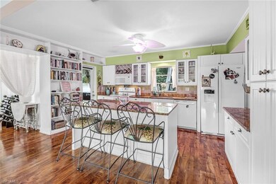 1003 Michigan Ave, Naples, FL 34103 - photo 4