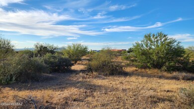 1.54 acres in Pima, AZ (12)