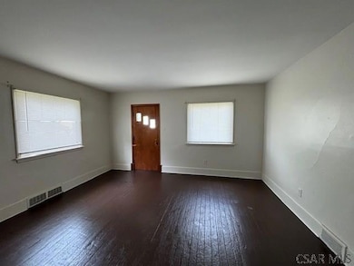 926 Bloom St, Johnstown, PA 15902 - photo 2