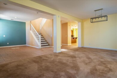 05-Living & Dining Room