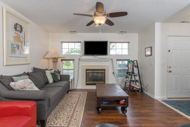 Real Estate Agent Sara Elford - 8302 Gre