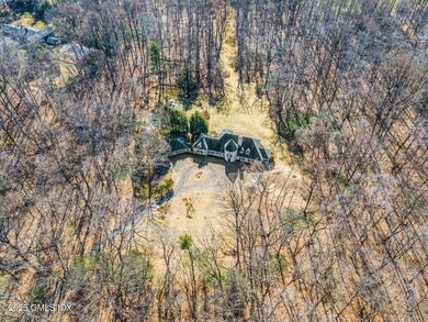660 Hollow Tree Ridge Rd