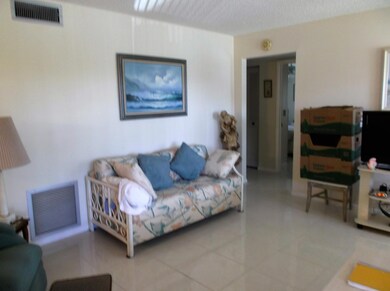 527 Living