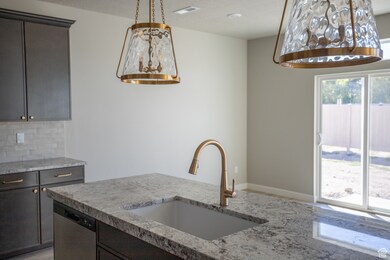 1084 W Audrey Ln unit 20, Woods Cross, UT 84087 - photo 7