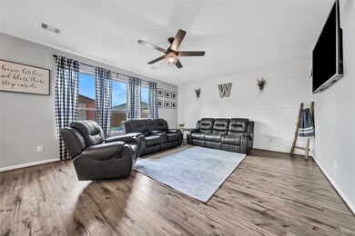 3912 Anzac Dr, Pearland, TX 77584 - photo 4