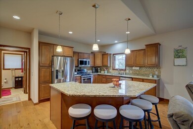 2806 Hollyhock St, Fitchburg, WI 53711 - photo 6