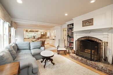 176 Newbridge St, Hingham, MA 02043 - photo 4