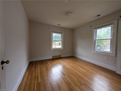 126 Cherokee Rd, Hampton, VA 23661 - photo 5