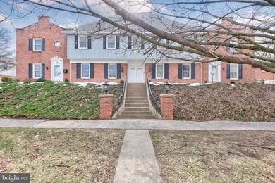 452 W Chocolate Ave, Hershey, PA 17033 - photo 4