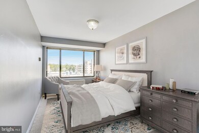 The Garfield unit 918, Washington, DC 20015 - photo 6