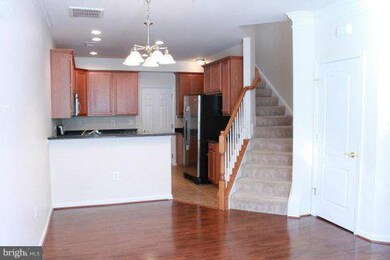 14570 Marlow St unit 105, Gainesville, VA 20155 - photo 2