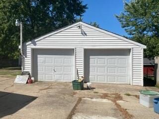 2940 E Tiffin Ave, Des Moines, IA 50317 - photo 3