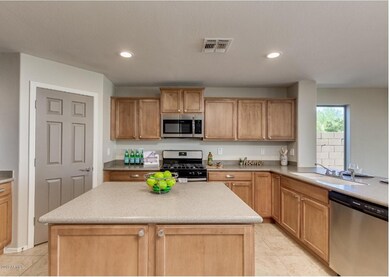 E Kitchen