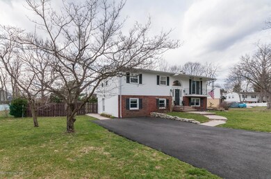 11 Burdge Dr Howell NJ 07731-large-004-3