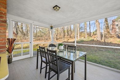 22 Hemlock Ln, Acton, MA 01720 - photo 5