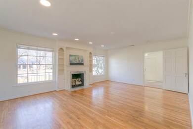 214 Bellevue Dr, Cleburne, TX 76033 - photo 6