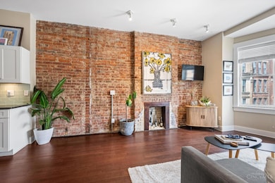 1501 Vine St, Cincinnati, OH 45202 - photo 7