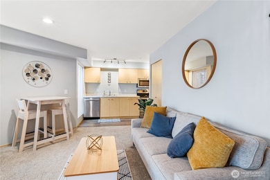 2818 Grand Ave unit B410, Everett, WA 98201 - photo 2