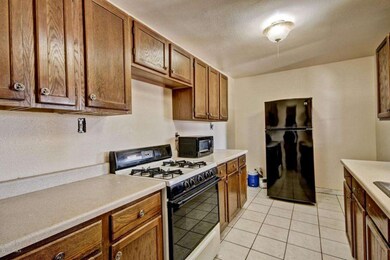 7 kitchen 5
