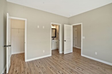 221 Hannah Lee Hill, La Vergne, TN 37086 - photo 4