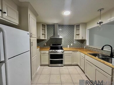 8250 Governor Dr unit 4, Baton Rouge, LA 70820 - photo 6