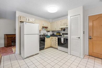 Hingham Woods unit 215, South Weymouth, MA 02190 - photo 3