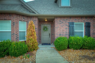 covered entry porch