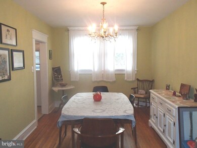 105 Edison Ave, Collingswood, NJ 08108 - photo 4