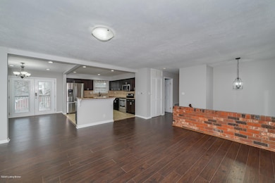 10500 Foxboro Dr L-28