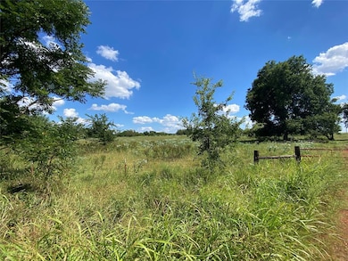 80 Acres Mol West County Road 69 East 80, Crescent, OK 73028 - photo 4