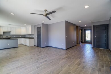 8001 W Pinchot Ave, Phoenix, AZ 85033 - photo 5