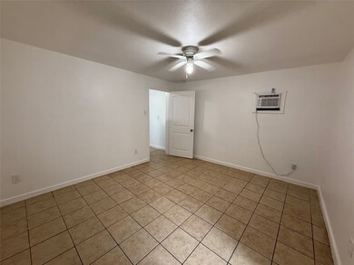 2013 Eubanks St unit 8, Houston, TX 77093 - photo 6
