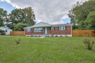 4003 Glenrose Dr, Columbia, TN 38401 - photo 4