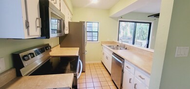 2323 Green Timbers Trail unit C, Tallahassee, FL 32304 - photo 7