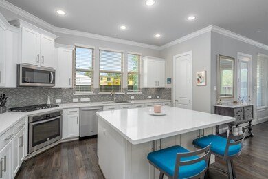 1118 Shepherd Oaks Dr, Houston, TX 77018 - photo 7