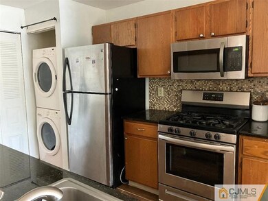 3362 Cypress Ct unit 3362, Monmouth Junction, NJ 08852 - photo 4