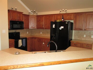 5872 Grace Ave, Tyler, TX 75707 - photo 4