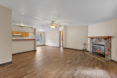 9051 NW 125th Ln, Chiefland, FL 32626 - photo 4