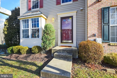 9828 Bayline Cir, Owings Mills, MD 21117 - photo 3