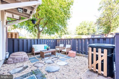 1664 Valencia Way, Reston, VA 20190 - photo 7