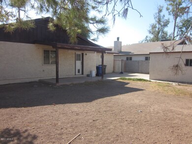 Mollera Northridge Manor Home Sale Back