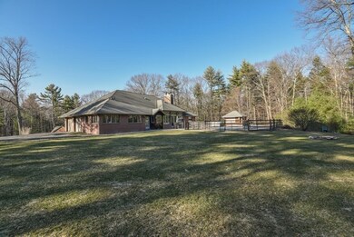 64 Butterhill Rd, Pelham, MA 01002 - photo 4