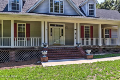 9102 Boothbay Ct-print-005-047-Front Por