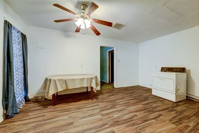 7432 Yoe St, Houston, TX 77016 - photo 6