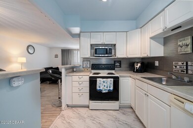 Daytona Beach Ocean Towers unit 1105, Daytona Beach, FL 32118 - photo 3