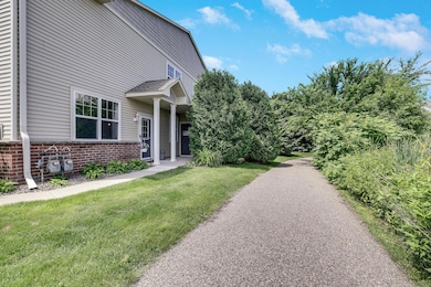 1656 White Pine Way unit H, Carver, MN 55315 - photo 3