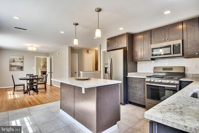 6227 Lakeview Dr, Falls Church, VA 22041 - photo 6