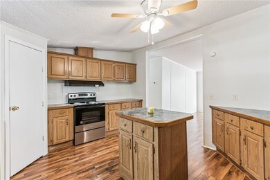 102 Touchstone Dr, Brunswick, GA 31525 - photo 6