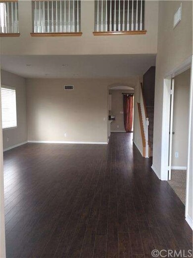 Formal living/dining room
